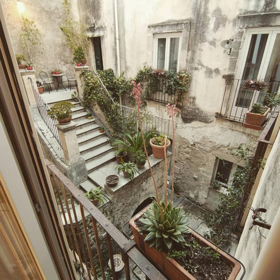 Palazzo Il Cavaliere B&B De Charme Модика Екстериор снимка