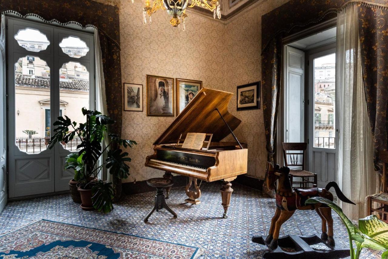 Palazzo Il Cavaliere B&B De Charme Модика Екстериор снимка