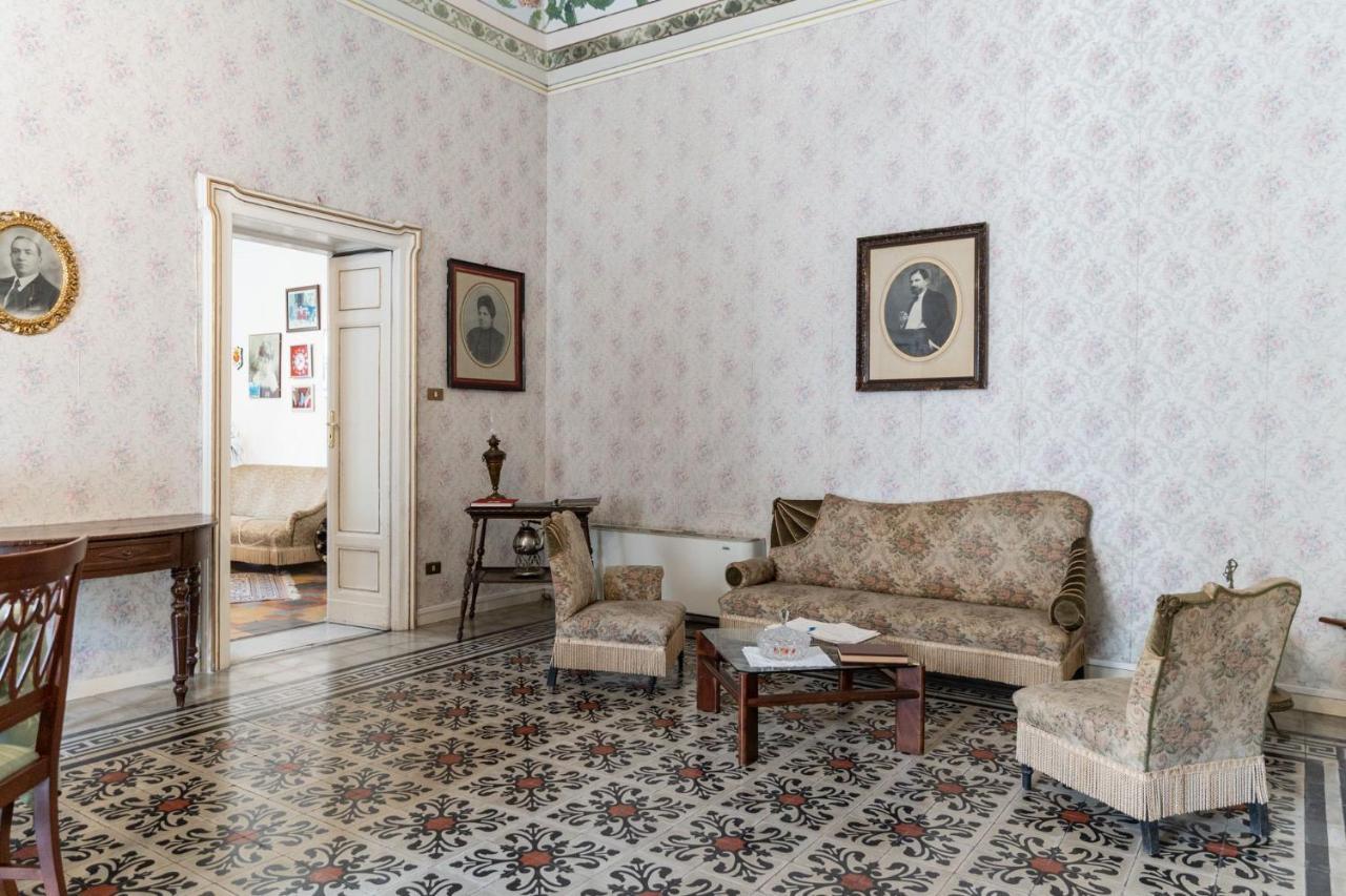 Palazzo Il Cavaliere B&B De Charme Модика Екстериор снимка