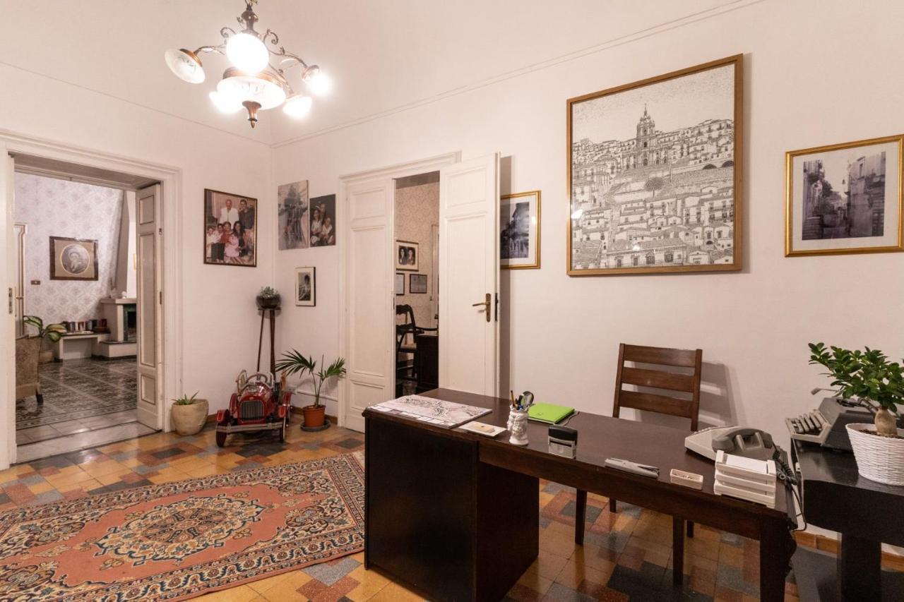 Palazzo Il Cavaliere B&B De Charme Модика Екстериор снимка