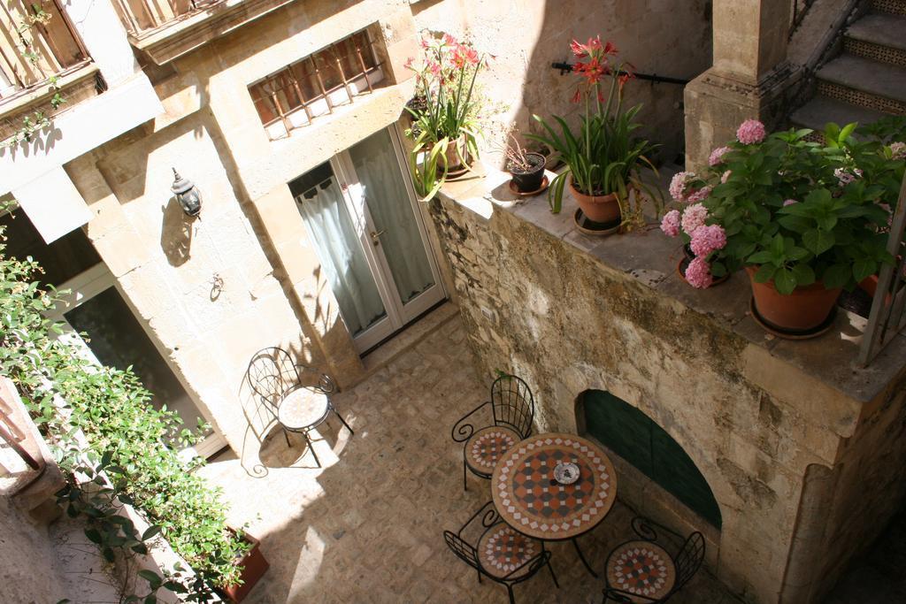 Palazzo Il Cavaliere B&B De Charme Модика Екстериор снимка